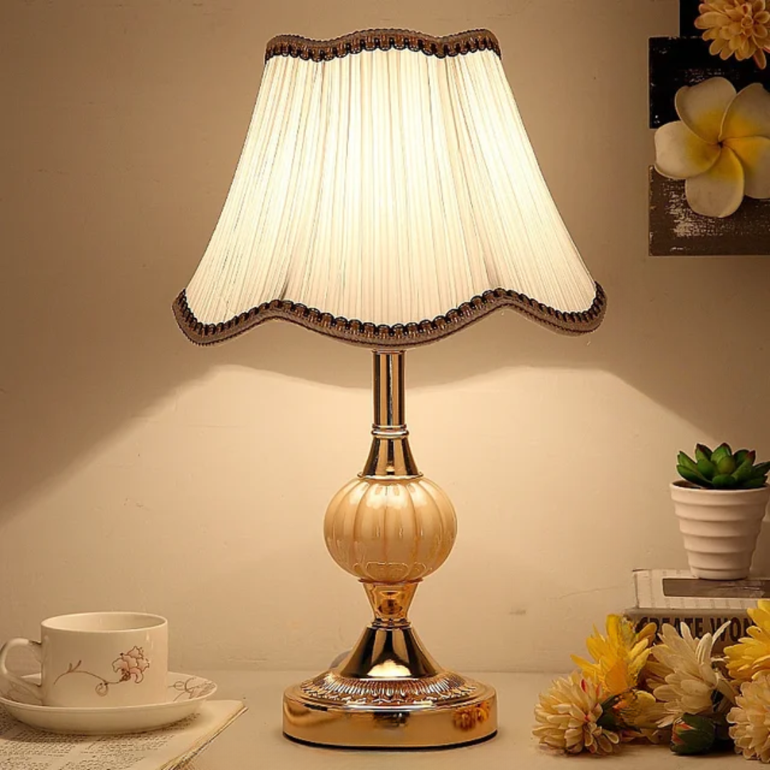 Quixy - Vintage Scandinavian Table Lamp